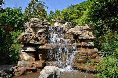 探索中國供應商 如何選擇優質假山生產廠家與合理價格策略